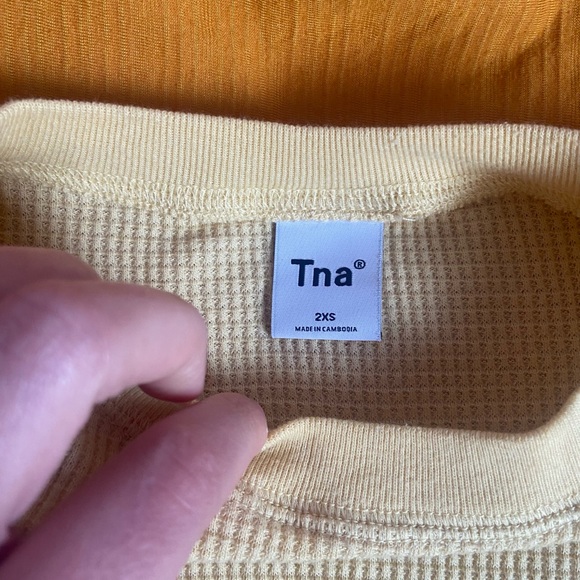 TNA Yellow Set - Picture 5 of 5